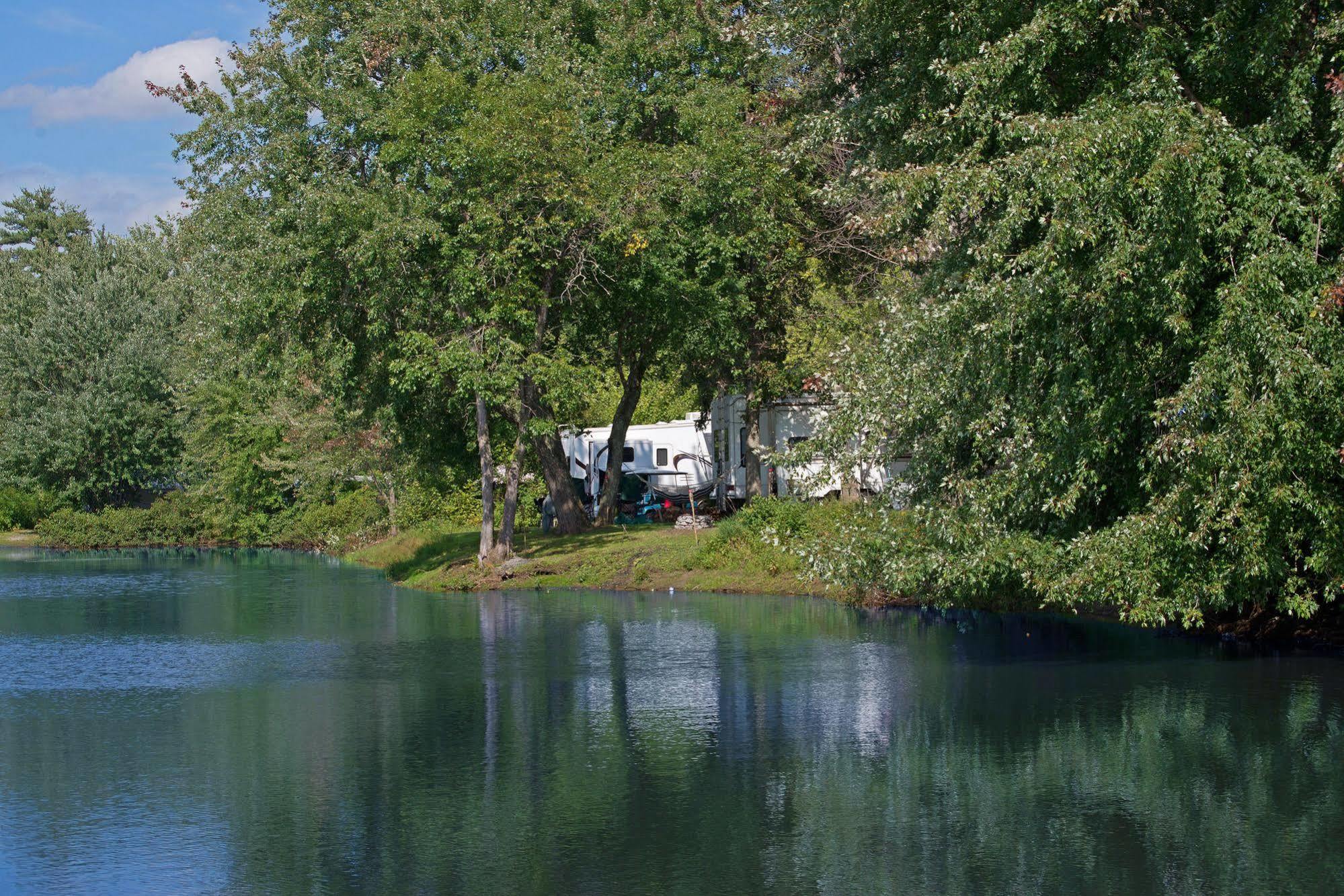 Lake George Escape - Campground Warrensburg Kültér fotó